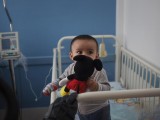 U POSJETI MALIM BORCIMA: Vojnici kao junaci „Ratova zvijezda“ posjetili dječiju bolnicu