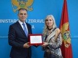 MINISTARSTVO ZDRAVLJA: Doktorki Hajdarpašić-Drešević uručena zahvalnica zbog spašavanja djeteta