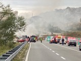 PUT CETINJE-BUDVA: Zapalio se autobus, nema povrijeđenih