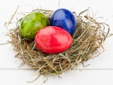 VASKRS: Sedam načina da ofarbate jaja ne koristeći  vještačke boje