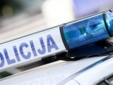 KRIVIČNA PRIJAVA: Maloljetnik osumnjičen da je polomio staklo na ulazu u OŠ „Sutjeska”