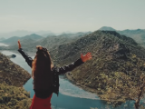 VIDEO: Katarina Radulović objavila pjesmu i spot ,,Planeta Zemlja”