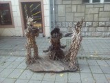 KOLAŠIN: Drvene skulpture ,,čuvaju ljeto” u glavnoj ulici