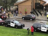 DVA UČENIKA PUCALA NA ĐAKE: Pucnjava u školi u Denveru, jedan učenik ubijen