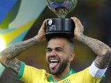 SPORT: Dani Alves prvi fudbaler u istoriji sa 40 trofeja