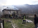 NIKŠIĆ: U požaru izgorio dio porodične kuće