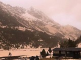 SVIJET: Narandžasti snijeg prekrio Pirineje